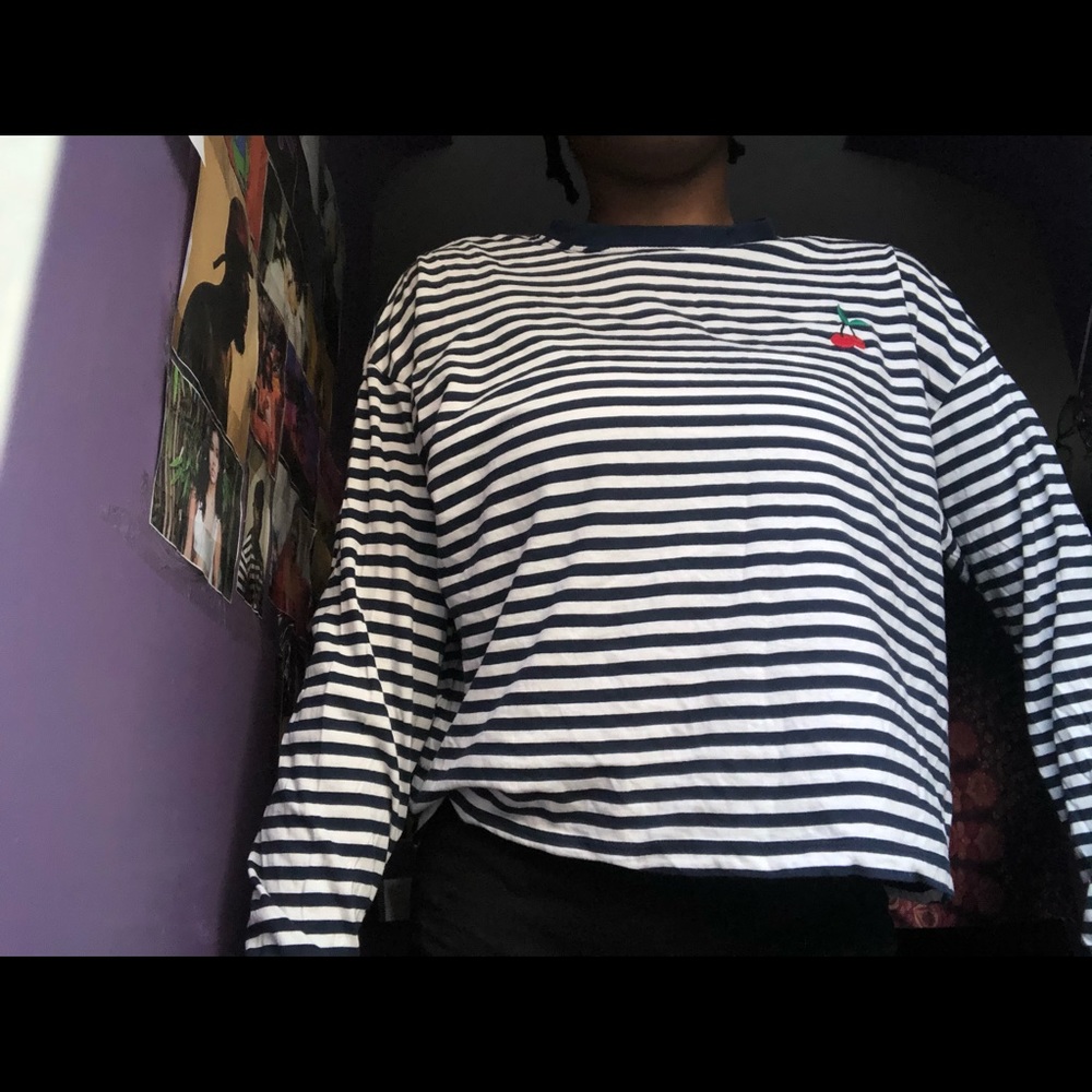 long sleeve striped crop top